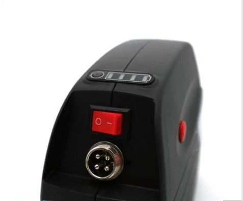Perkakas taman yang disesuaikan Baterai 12V 24V Dengan 18650 Li Ion Cell